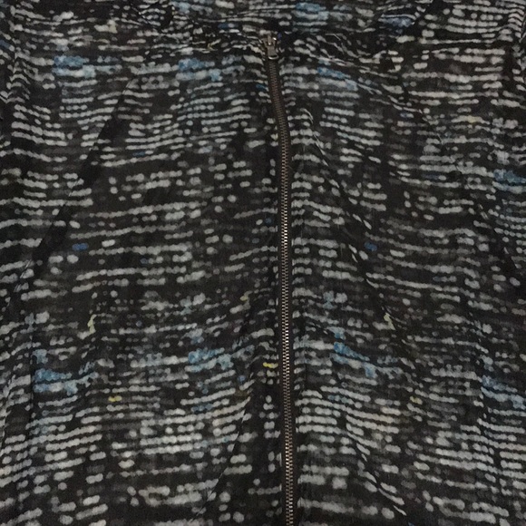 Blouse - Picture 2 of 5